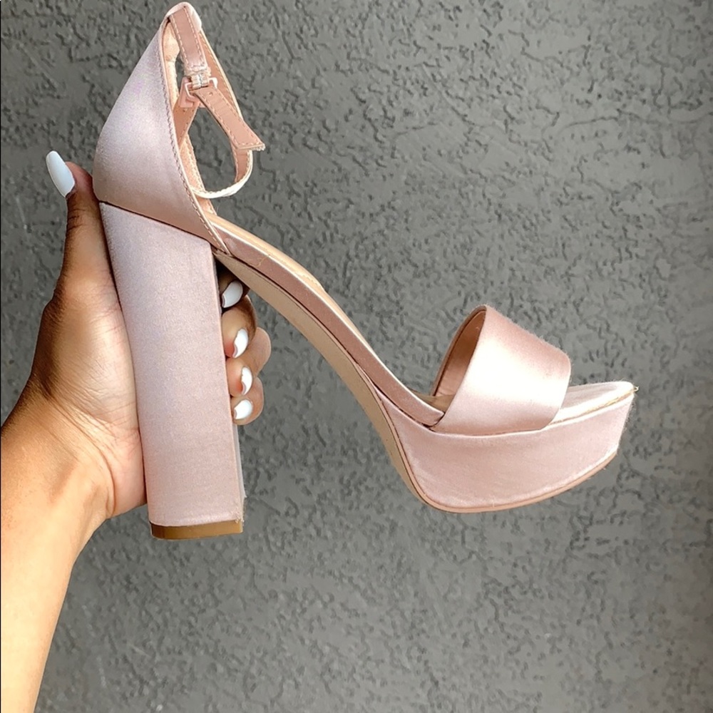 Also Nesida Platform Blocked heel sandal